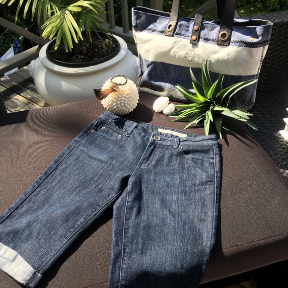 👖HOST PICK👖DKNY JEANS NWOT - Picture 2 of 8